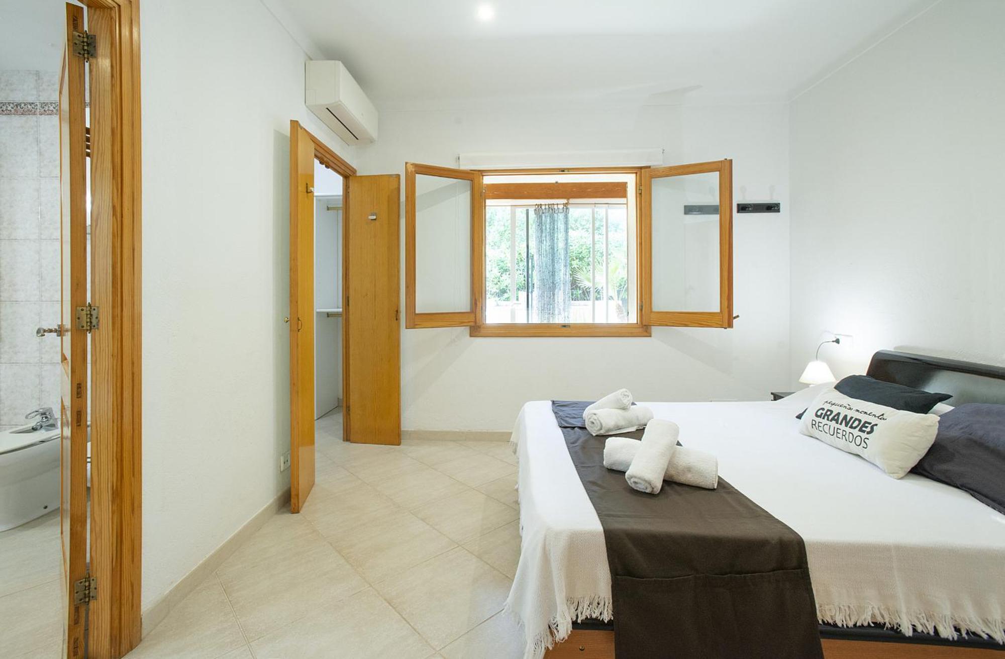 Owl Booking Villa Laura - 8 Min Walk To The Beach Port de Pollença Eksteriør billede