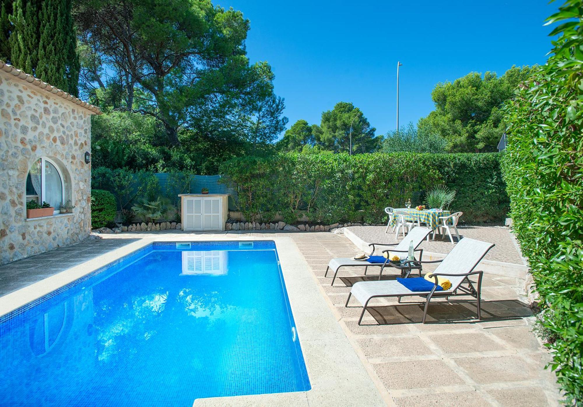 Owl Booking Villa Laura - 8 Min Walk To The Beach Port de Pollença Eksteriør billede