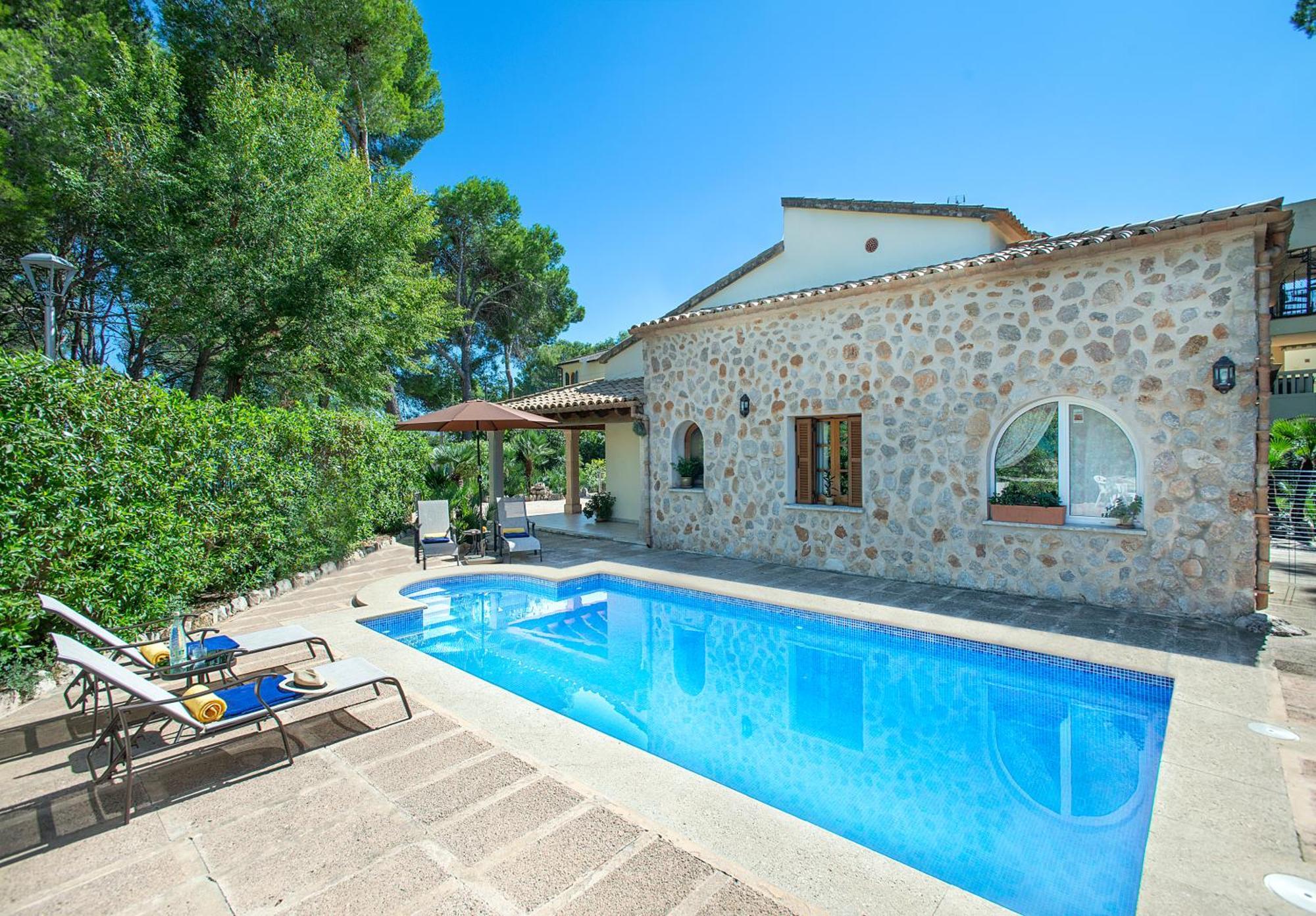 Owl Booking Villa Laura - 8 Min Walk To The Beach Port de Pollença Eksteriør billede